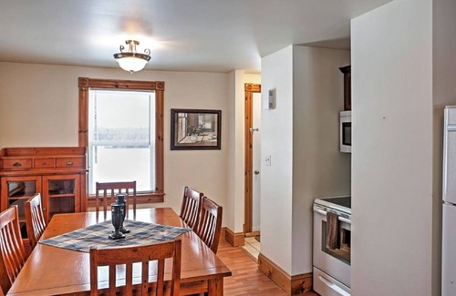 Murray Harbour House | Quaint 2BR Plus Den Murray Harbour House W/Screened-in Porch