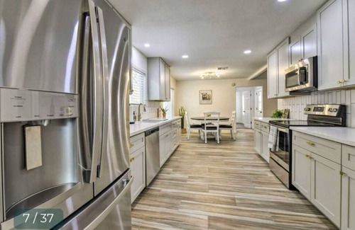 Stonecreek House | Quaint 4-bedroom house in charming Gilbert Arizona