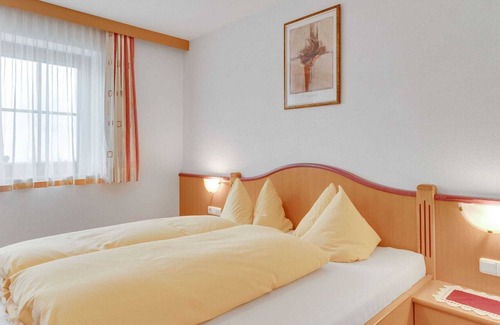 Hainzenberg Apartment | Quaint Apartment in Hainzenberg near Horbergbahn