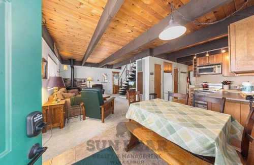 Incline Village Cottage | Quaint Cottage Among the Trees (MRC15)