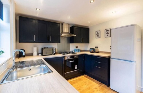 Barton-upon-Humber House | 🏡 Quaint Historic Home | Charming Stay in Barton ✨