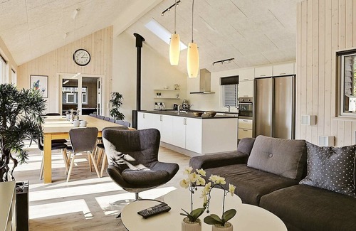 Frederiksvaerk House | Quaint Holiday Home in Frederiksværk With Swimming Pool