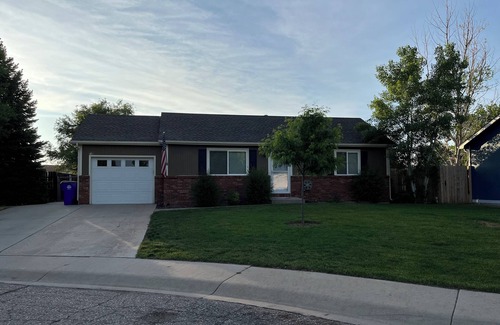 Windsor House | Quaint house within walking distance of Downtown Windsor and Windsor Lake.