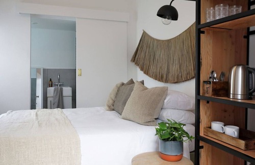 Clifton Apartment | Quaint Room To Rent - Number 4706