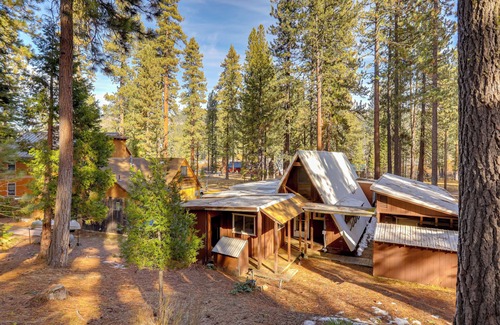 Plumas Eureka Estates Cabin | Quaint + Rustic A-Frame < 5 Mi to Plumas-Eureka!