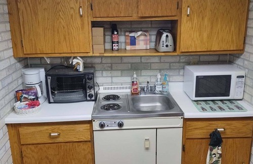 Cascade House | Quaint, Rustic Charm Lake house with WiFi in Cascade.