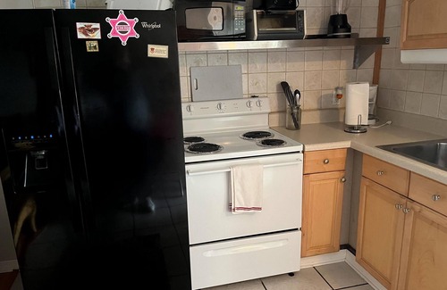 Everglades City Hotel | Quaint Two Bedroom Apartment with Patio