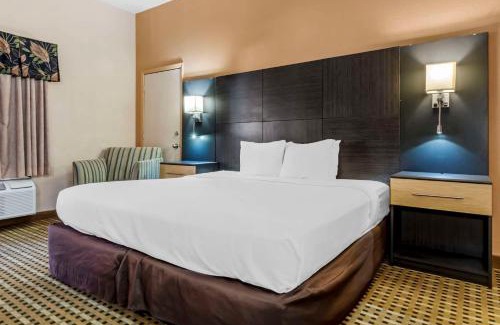 Amarillo Hotel | Quality Inn Amarillo West near Medical Center