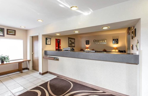 Silverthorne Hotel | Quality Inn and Suites Summit County