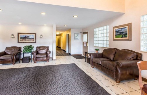 Silverthorne Hotel | Quality Inn and Suites Summit County