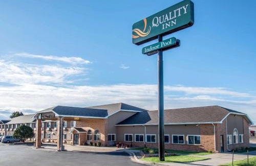 Burlington Hotel | Quality Inn Burlington