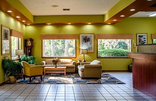Crystal River Hotel | Quality Inn Crystal River