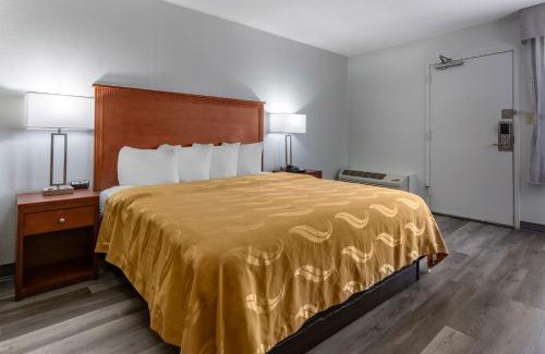 Westover Hotel | Quality Inn Fayetteville near Fort Bragg