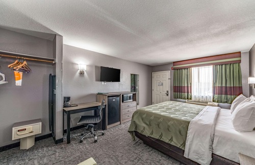 Arena District Hotel | Quality Inn I-10 East Near AT&T Center