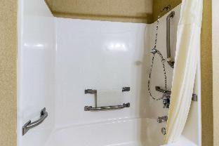 Marshall Hotel | Quality Inn Marshall near University
