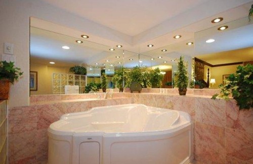 Massena Hotel | Quality Inn Massena