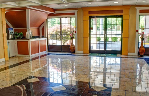 Mosby Hotel | Quality Inn North