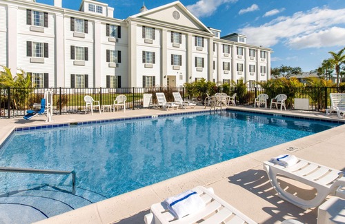 Interchange Square Hotel | Quality Inn Palm Bay - Melbourne I-95