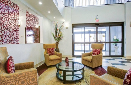 Bryan Hotel | Quality Inn & Suites Bryan