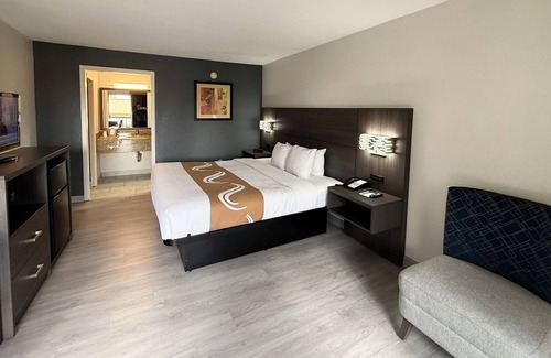 Port Allen Hotel | Quality Inn & Suites Baton Rouge West – Port Allen