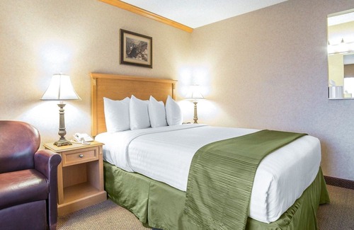 Casper Hotel | Quality Inn & Suites Casper Near Event Center