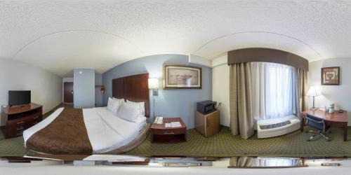 Sunnyside Hotel | Quality Inn & Suites Clackamas - Portland