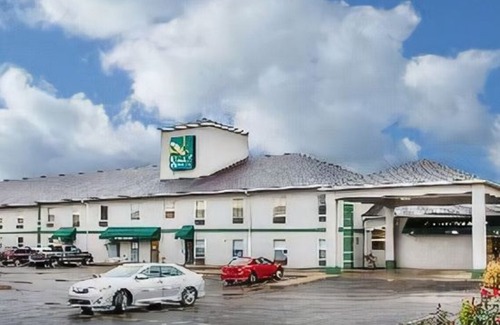 Obetz Hotel | Quality Inn & Suites South/Obetz