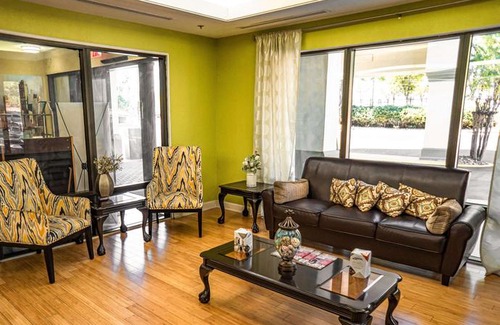 Lithia Springs Hotel | Quality Inn & Suites Lithia Springs