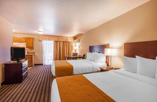 Hazel Dell South Hotel | Quality Inn & Suites Vancouver