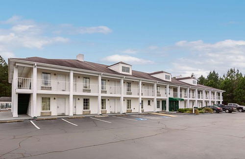 Thomaston Hotel | Quality Inn Thomaston
