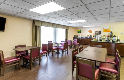 Fitzgerald Hotel | Quality Inn