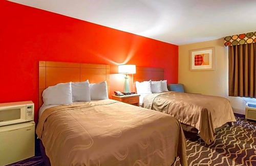 San Antonio Hotel | Quality Inn & Suites I-35 - near ATT Center