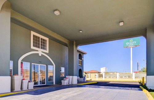 Van Horn Hotel | Quality Inn