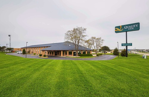 Waverly Hotel | Quality Inn Waverly