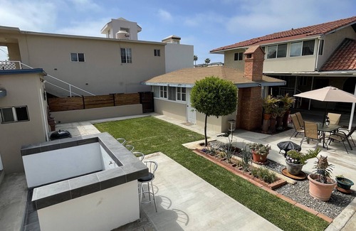 Ensenada Apartment | Quality Lodging by the Sea. Studio apartment w/garage100 yards from the beach.