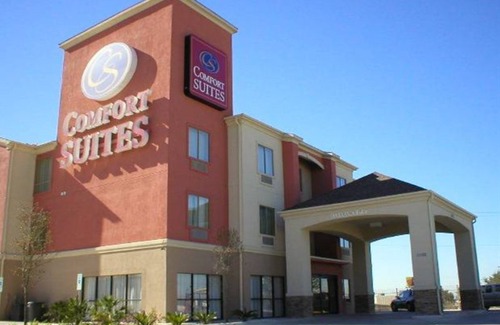 North San Antonio - SAT Hotel | Quality Suites North IH 35