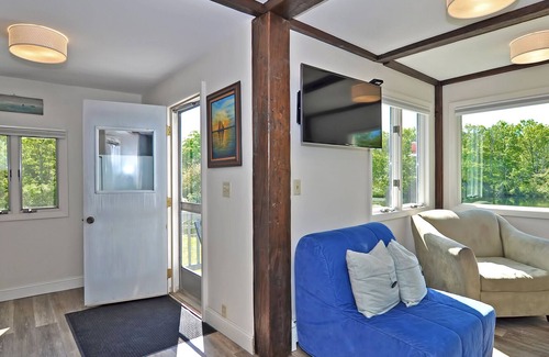 Gloucester House | Quarryman’s Cottage: 1bd, 1 bth PRIVATE QUARRY: DOG friendly