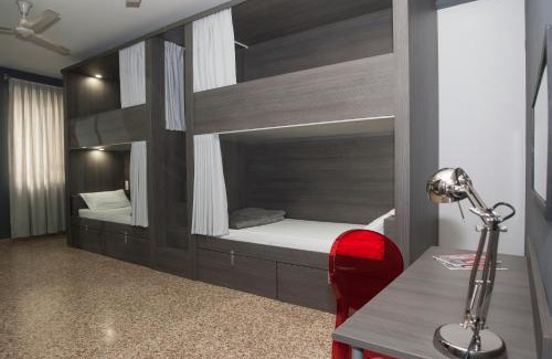 El Pilar Hostel | Quart Youth Hostel & Apartments