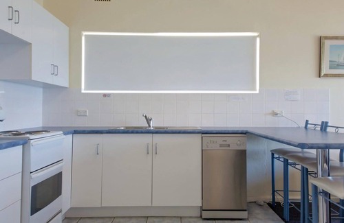 Nelson Bay Apartment | Quarterdeck, 5/12 Magnus Street - panoramic water views & close to town