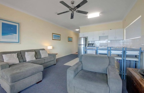 Nelson Bay Apartment | Quarterdeck, 5/12 Magnus Street - panoramic water views & close to town
