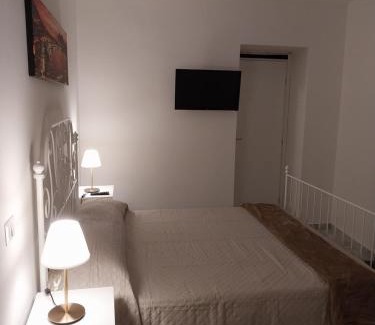 Quartieri Spagnoli House | Quartieri Spagnoli Rooms