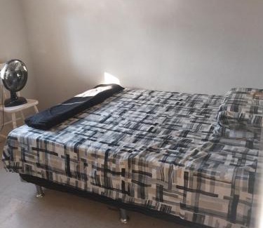 Nova Odessa House | Quarto com cama de casal