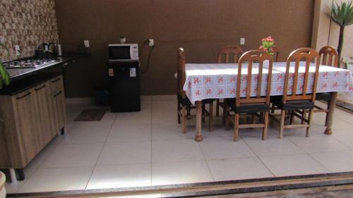 Uberaba House | Quarto Varanda com vista para natureza