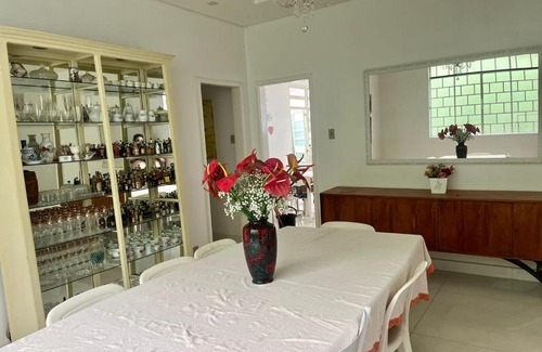 Salgado Filho House | Quartos em casa toda equipada BH