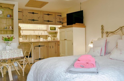 Thetford House | Quaver's Rest