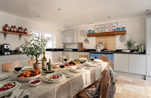 Topsham House | Quay House - Waterside eclectic style character home