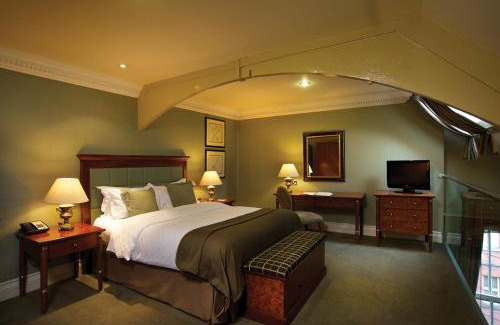 Leeds City Center Hotel | Quebecs