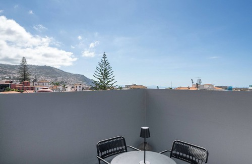 Sao Pedro Apartment | Quebra Costas I – A Refuge with Panoramic Views