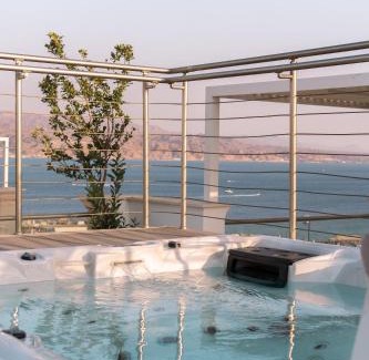 Eilat Apartment | Queen Anne - Penthouse apartment with private pool