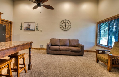 Island Park Cabin | Queen Suite at Ponds Lodge Cabin 32 Unit 4